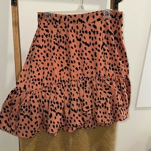 A cute midi skirt!!!!🧡